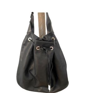 Gucci - Looping bucket drawstring leather Hobo